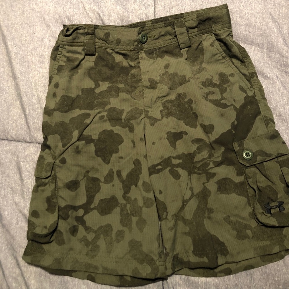 Boys Under Armour Cargo Shorts